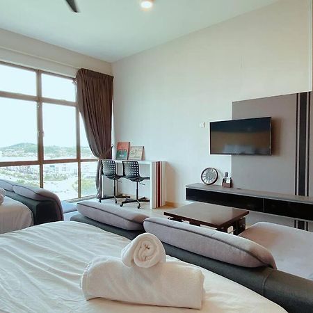 2-4 Pax Spacious Living @ Mount Austin, Jb #02 Джохор-Бару Экстерьер фото